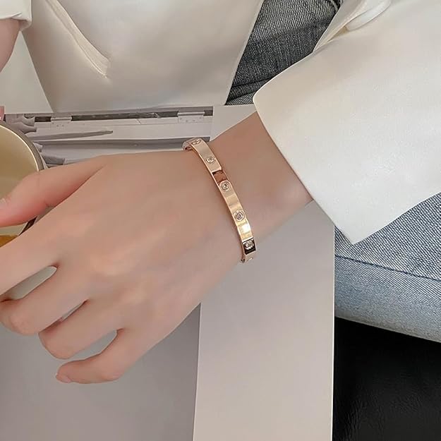 Women Simple Anti Tarnish Bangle Latest Stylish Golden Polish