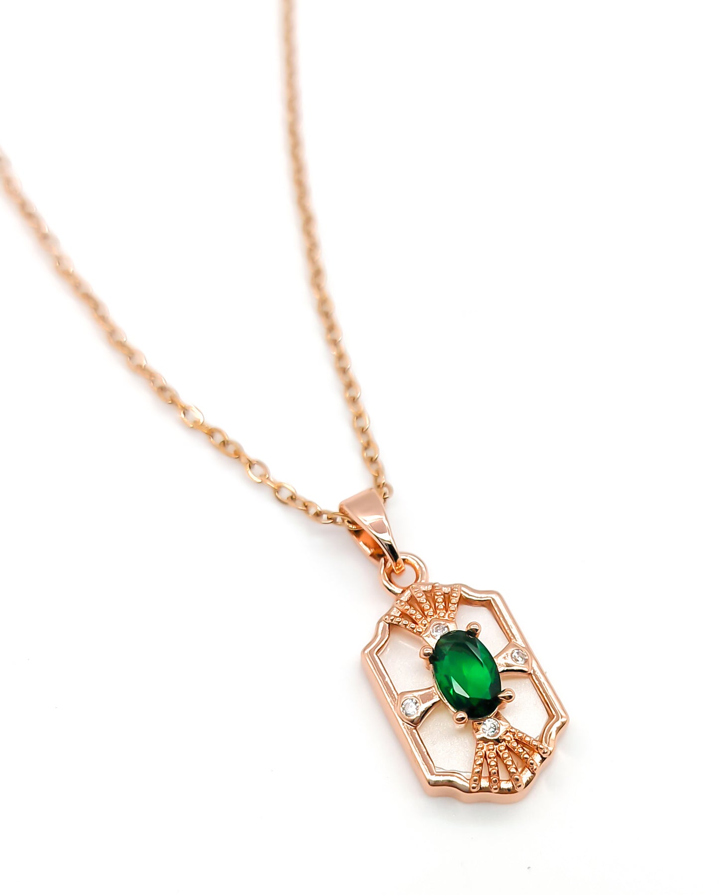 Stylish Anti Tarnish Waterproof Daily Wear Necklace For Girls Best Gift For Birthday