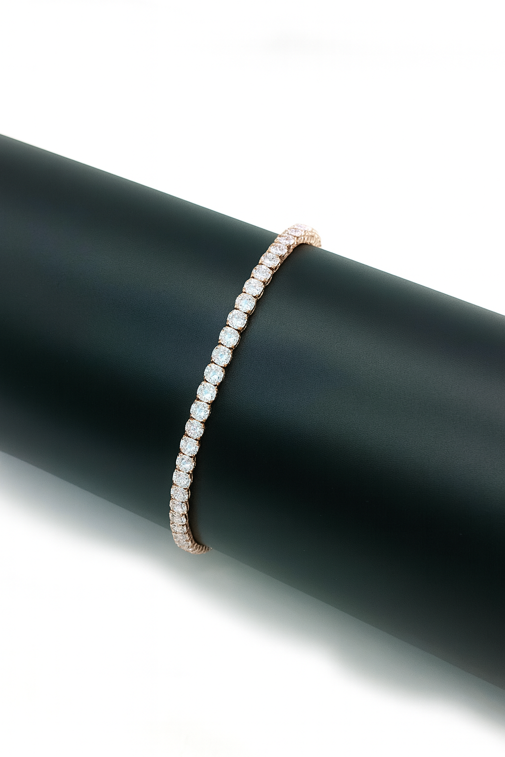 Round Diamond Anti Tarnish Bracelet For Women Just Rs.399/-