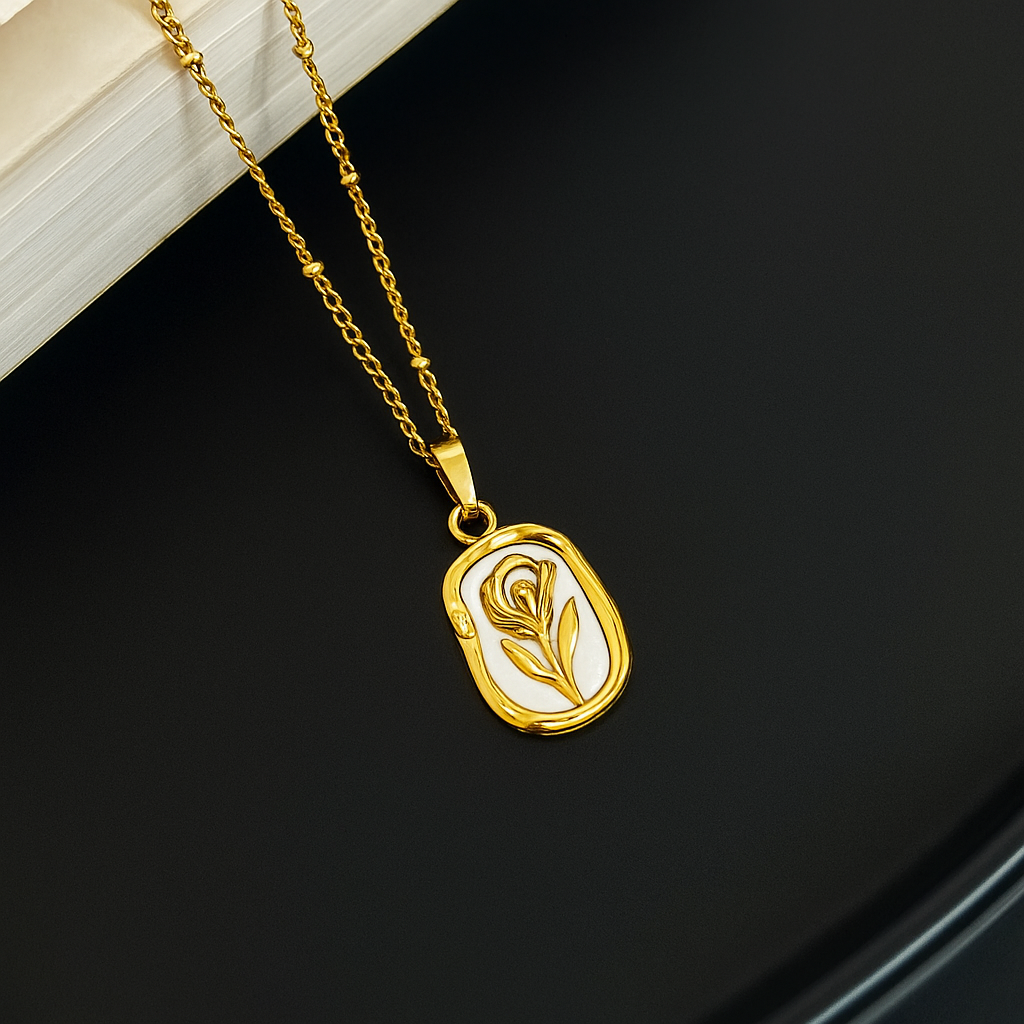 Stylish Rose Pendant Chain For Women / Anti Tarnish / Waterproof Jewelry